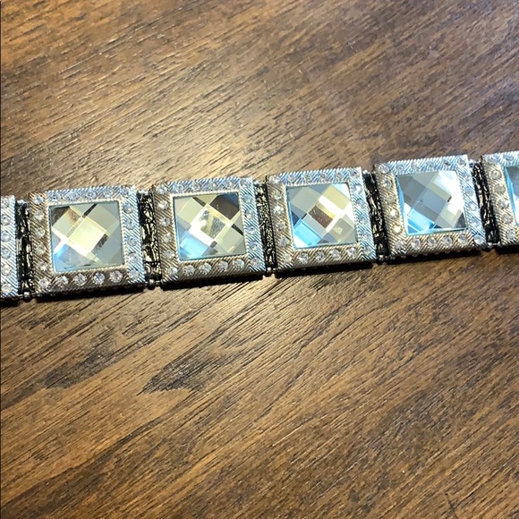 Belt - Picture 2 of 3